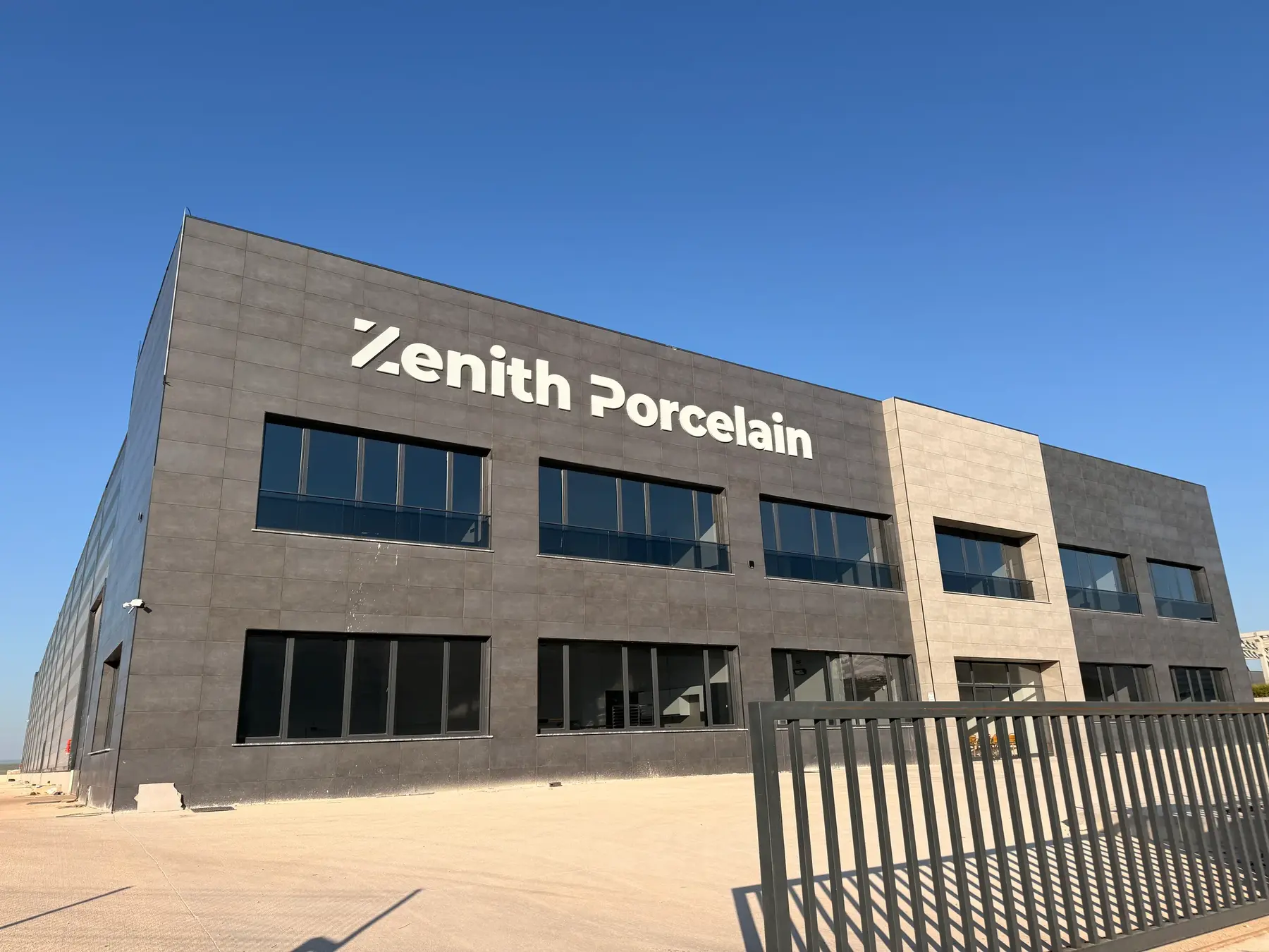 Zenith Porcelain Eskişehir üretim tesisi