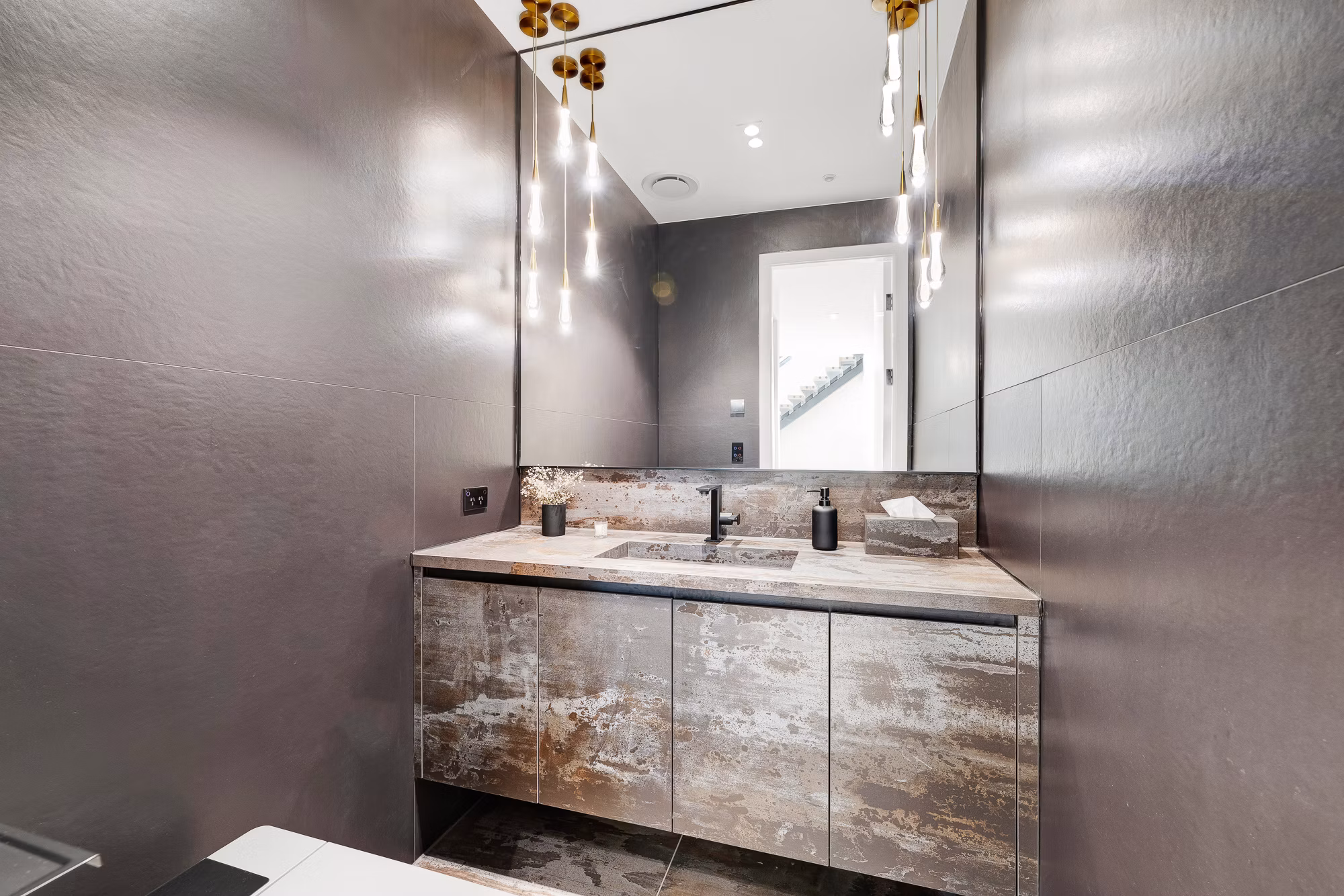Doncaster House lavabo — Banyo tezgâhları