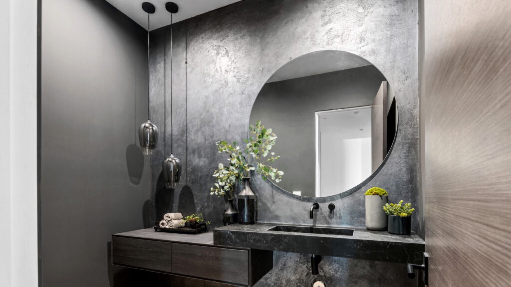 Villa Tigertail banyo — Banyo tezgâhları